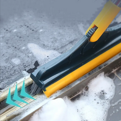 Brush head cleaning along a floor gap